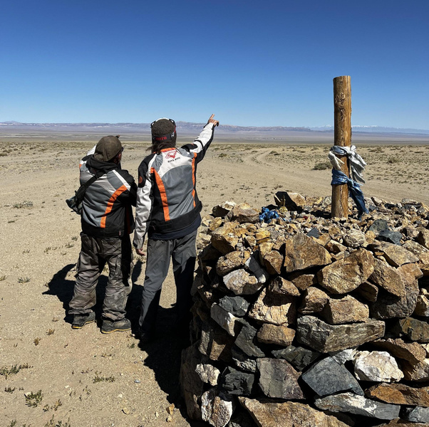 О чем поют ветра Гоби: как российские путешественники покорили монгольскую пустыню на мотовездеходах