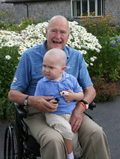 Джордж Буш-старший с Патриком