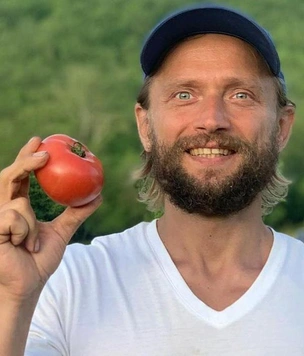 Максим Лютый: что за блогер-сыроед, который пропагандировал здоровое питание, а сам уморил ребенка