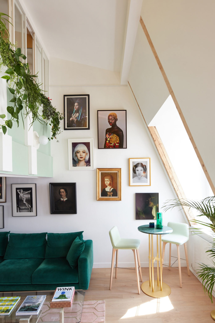 Фото №5 - Двухуровневая квартира в Париже с яркими акцентами