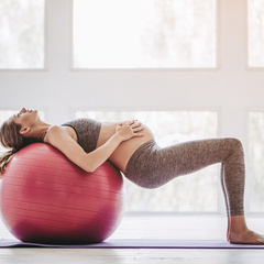 Как заниматься фитнесом во время беременности: 5 важных советов
