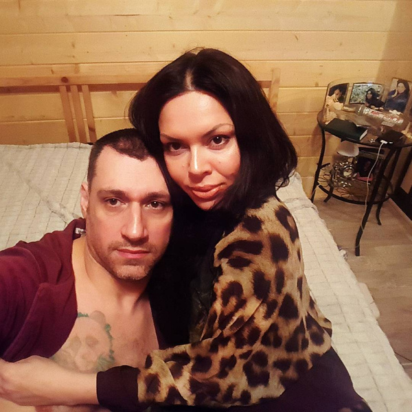Слава Дворецков намекнул на расставание с Тори Карасевой