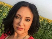 Экстрасенс Фатима Хадуева разругалась с телеканалом из-за мужчины