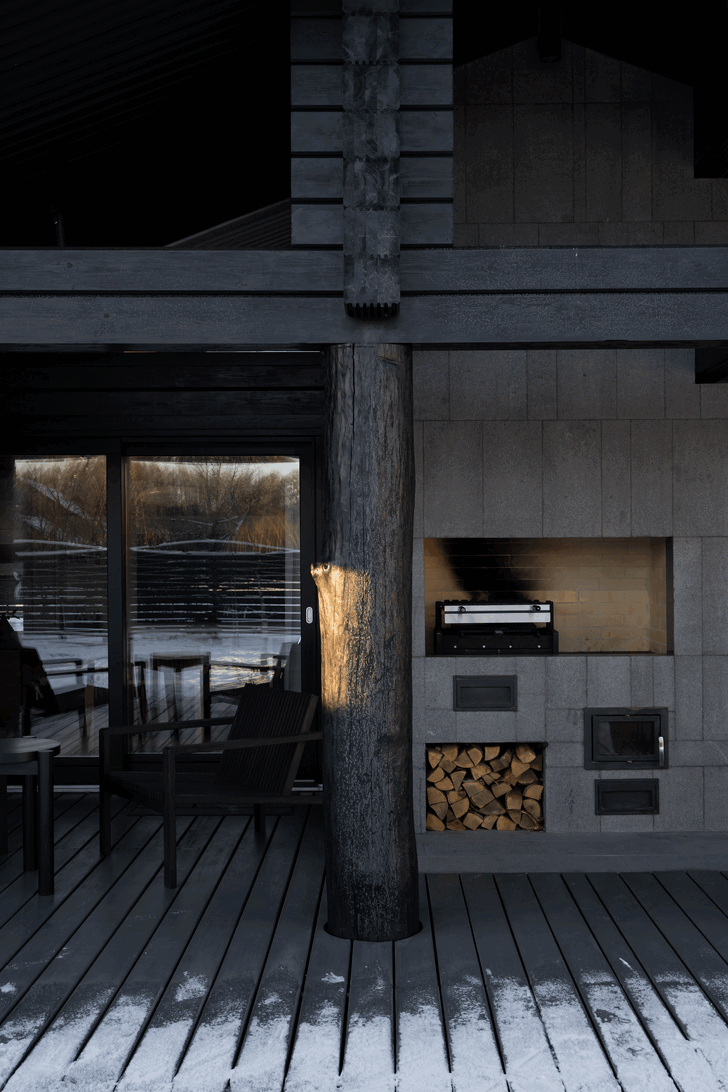 Фото №3 - Черный дом со светлым интерьером в Подмосковье