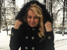 Рудковская в кризис носит бумажные браслеты от кутюр