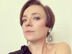«Тупик, из которого хочу выбраться»: трижды мама Тутта Ларсен рассказала о безуспешных попытках привести себя в форму