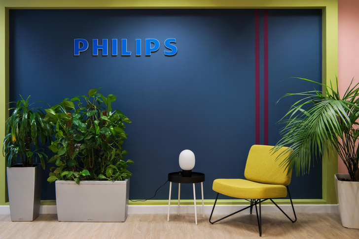 Нескучный интерьер офиса компании Philips в Москве