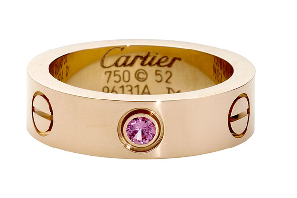 Cтоимость кольца Марии – 169 тысяч рублей