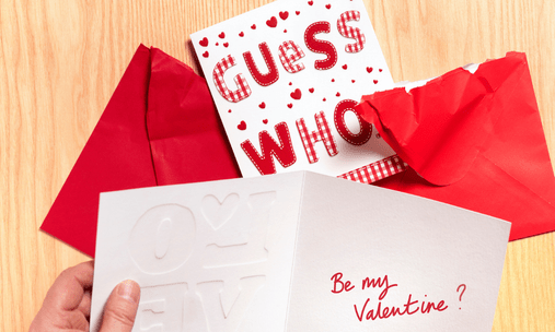 Гадание: Выбери валентинку и узнай, кто подарит тебе букет 14 февраля 💐