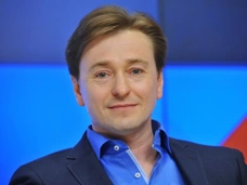 Идеальный пример Безрукова и трагедия Жарикова. Психолог об общении звезд с внебрачными детьми