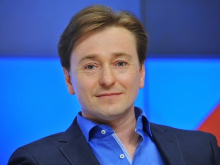 Идеальный пример Безрукова и трагедия Жарикова. Психолог об общении звезд с внебрачными детьми
