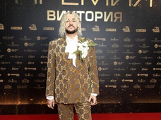Фото Филиппа Киркорова перед пластикой. Количество надрезов впечатляет