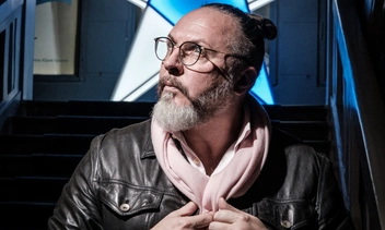«Никто не умеет делать так хорошо, как я»: Юрий Грымов о театре, искусстве и западных ценностях