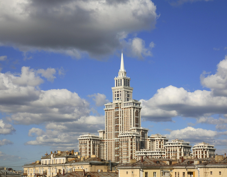 Какие элитные дома Москвы построены на месте кладбищ?