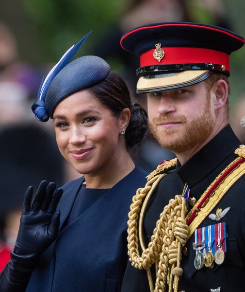 Королевский фотограф выбрал три лучшие фото Меган Маркл за 2019 год