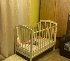 В Москве 26-летняя мать выбросила годовалого малыша с 11 этажа. Ребенок чудом выжил