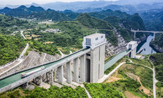 Гупитанская ГЭС: как выглядит самый большой судовой грузоподъемник в мире