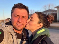«Не знаю, что бы делала без заботы Павла»: беременная Брутян о том, как Прилучный помогает ей по дому
