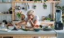 Сладкое спасение: этот продукт снижает риск смерти у женщин 50+