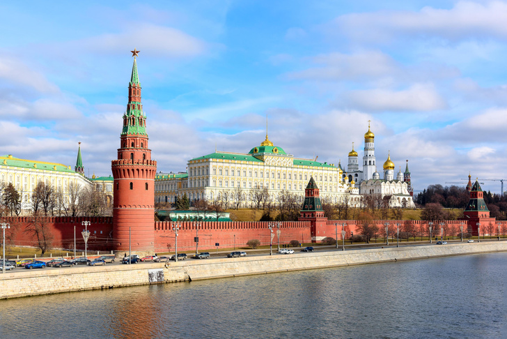 Пять звезд: Московский Кремль в цифрах