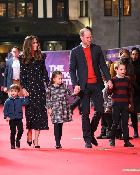 Баловать не будем: почему дети Кейт Миддлтон и принца Уильяма не получат подарки на Рождество? 💔