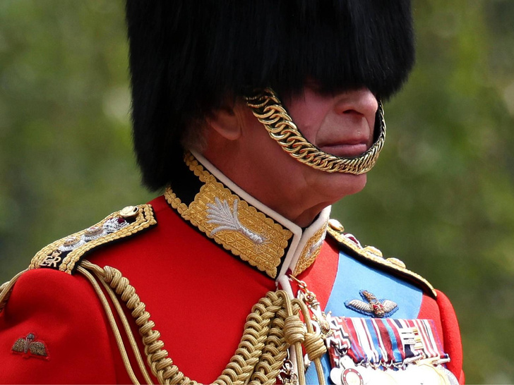 Трещина в браке? Три дерзких слова Карла III королеве Камилле, которые ...