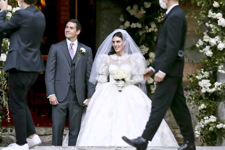Скромный сын Сильвио Берлускони тайно женился на девушке, с которой вместе уже 8 лет