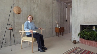 Кресло-помощник для пожилых людей