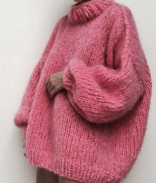 15 ярких свитеров, которые сделают вашу зиму уютной 💗