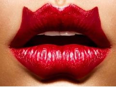 Как «губы дьявола» стали самой обсуждаемой бьюти-методикой и почему косметологи не решаются о ней говорить