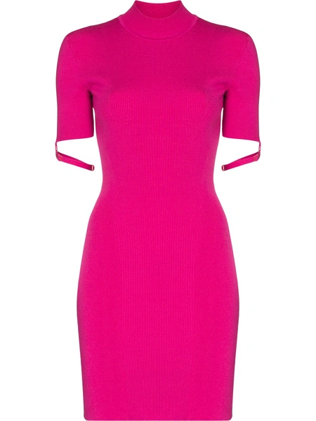 Платье JacquemusЦена: 35 227 руб.Где купить: farfetch.com