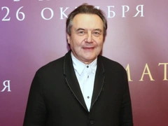 69-летний Алексей Учитель отреагировал на слухи о романе с Кристиной Асмус