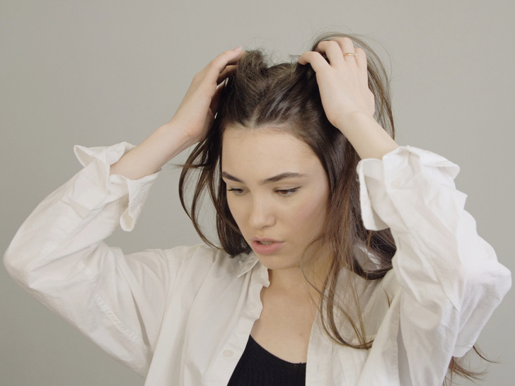 Лишаете их молодости: 6 ошибок в уходе за волосами, которые приводят к их быстрому старению