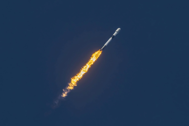 Компания SpaceX потеряла 40 спутников Starlink из-за геомагнитной бури