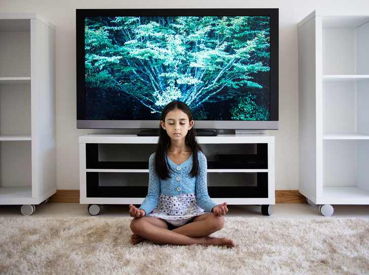 Фото №4 - Никакого телевизора: почему детям все-таки вредно смотреть ТВ