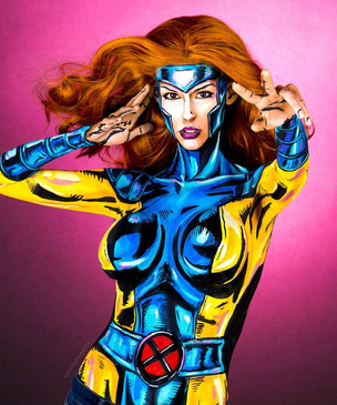 10 сексуальных супергероинь, на которых из одежды только боди-арт