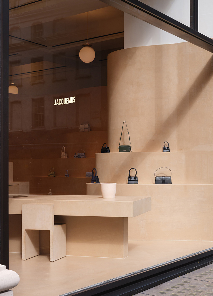 Пески Прованса: бутик Jaquemus от AMO в Лондоне