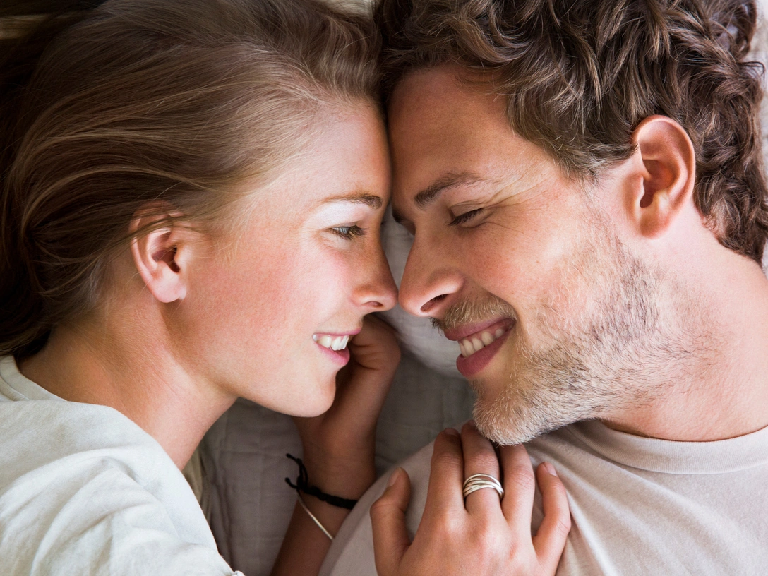 Любовный чек-лист: 5 признаков хорошего начала отношений | marieclaire.ru