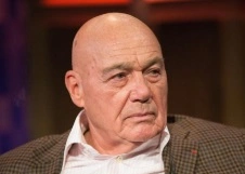 Владимир Познер раскритиковал родителей юных участников «Минуты славы»