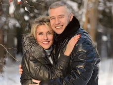 Екатерина Архарова уединилась с возлюбленным за городом