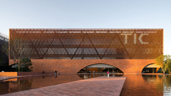 Выставочный комплекс в Китае из керамического кирпича