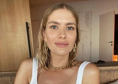 Лена Перминова в четвертый раз стала мамой