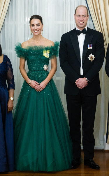 Почему карибское турне принца Уильяма и Кейт Миддлтон — позор британской монархии