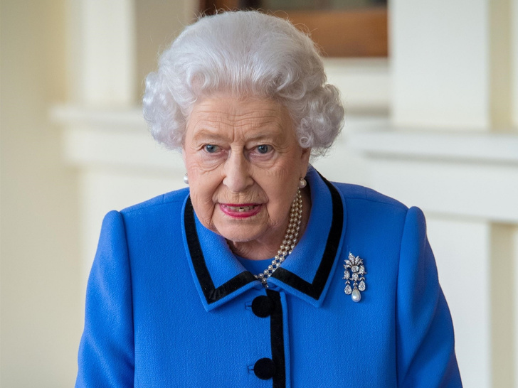 «Я хочу защитить королеву»: почему новое заявление Гарри разозлило фанатов Виндзоров еще больше