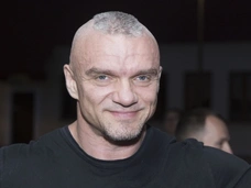 Владимир Епифанцев о женитьбе Прилучного: «Бумаги о браке рисованные. Павлу пиар не помешает!»