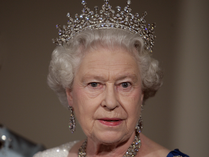 Тиара Бланш: история самой старой короны Англии (и почему она не в сокровищнице Елизаветы II)