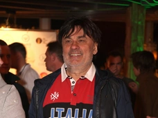 У Александра Серова родился внук