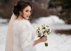 Что надеть на зимнюю свадьбу: 7 лайфхаков