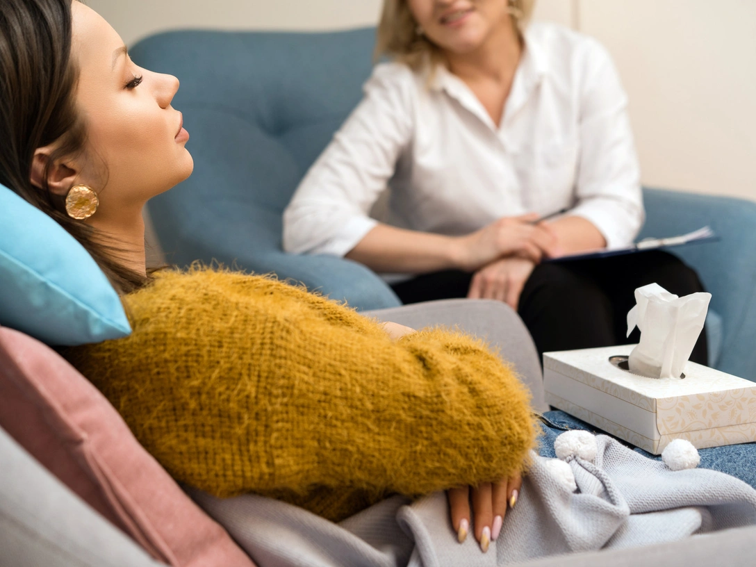 Лишний вес и не только: какие психологические проблемы может решить гипноз | marieclaire.ru