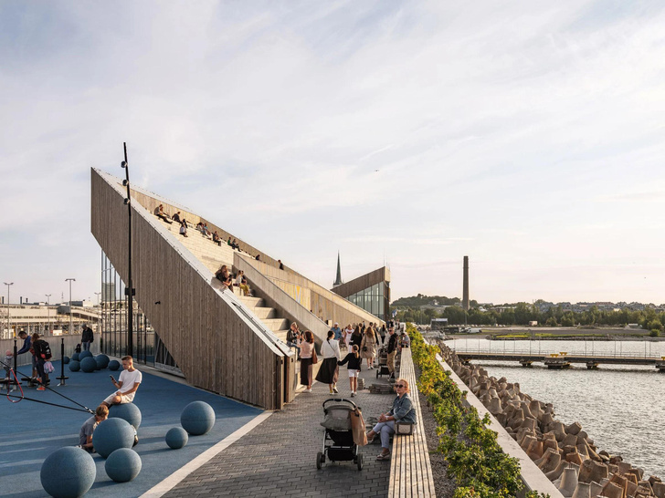 В Таллине построили морской вокзал с амфитеатром на крыше